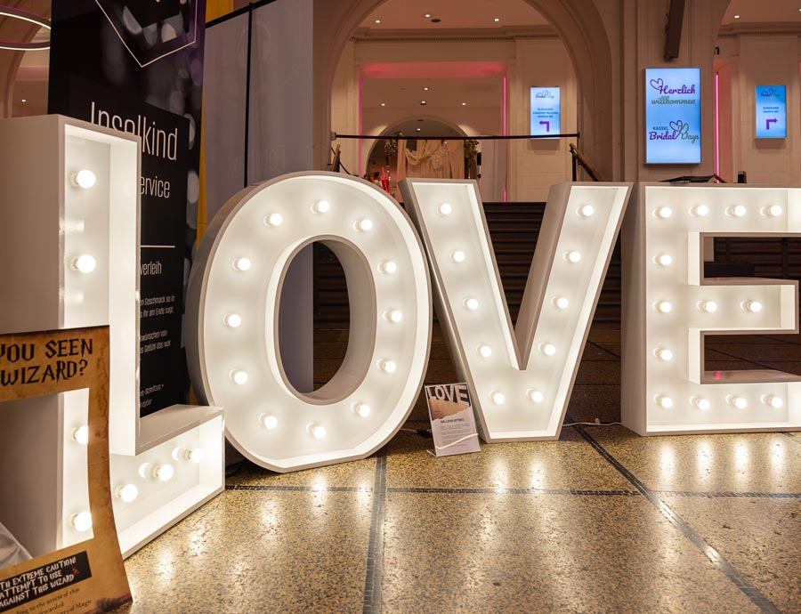 Love Buchstaben XXL | DJ Inselkind | DJ Service & Event-Service